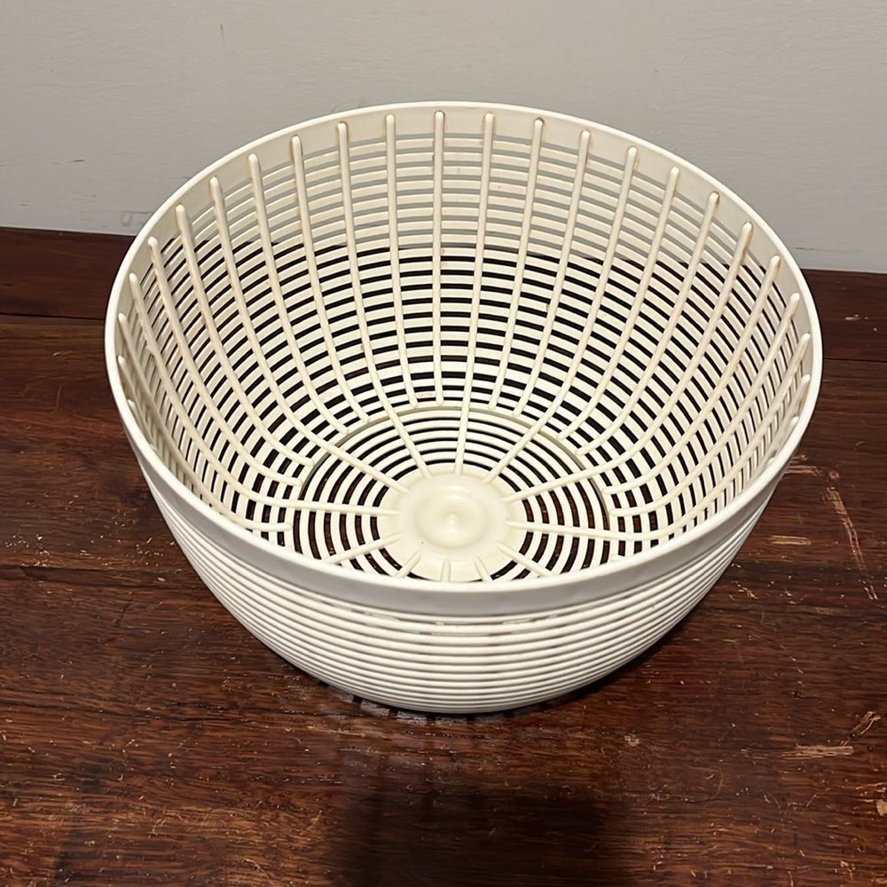 Large 9 3/4” White  OXO Good Grips Salad Spinner  Working Basket ONLY